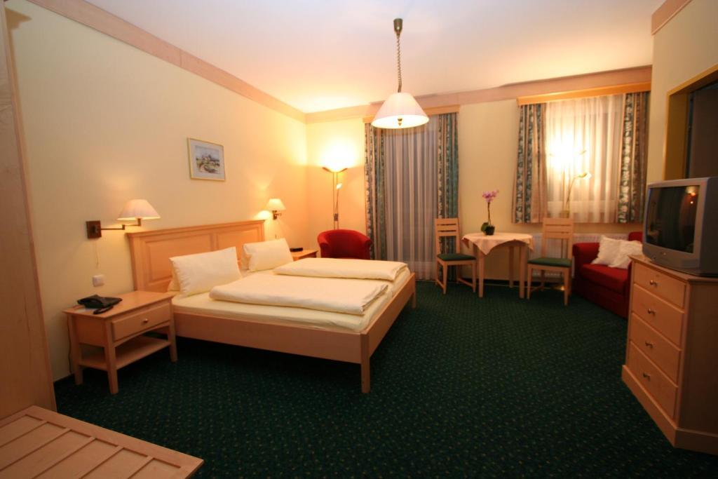 Hotel Waldesruh Göstling an der Ybbs Стая снимка